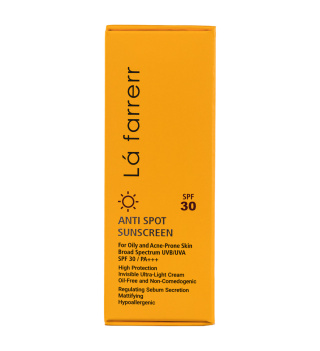 ضد آفتاب و ضد لک بی رنگ لافارر پوست چرب و آکنه دار SPF 30 — تصویر ۴
