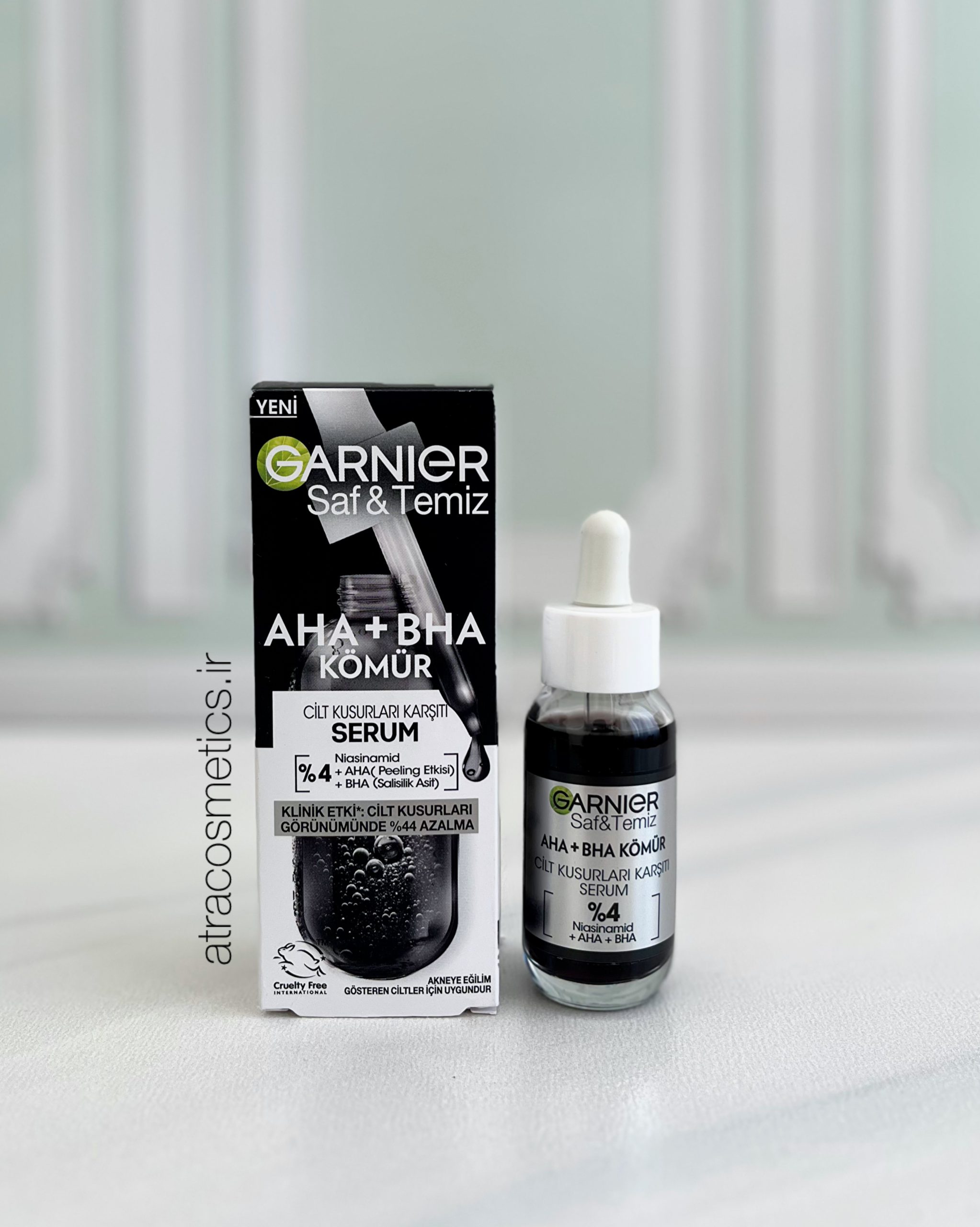 سرم زغالی ضد جوش گارنیر با AHA، BHA و نیاسینامید Garnier Pure Active AHA + BHA + Charcoal Anti-Blemish Serum
