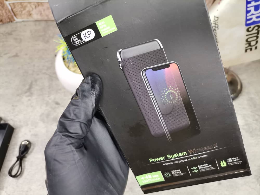 پاوربانک وایرلس ۱۰ هزار KP مدل WP-11 (گارانتی ) — تصویر ۴