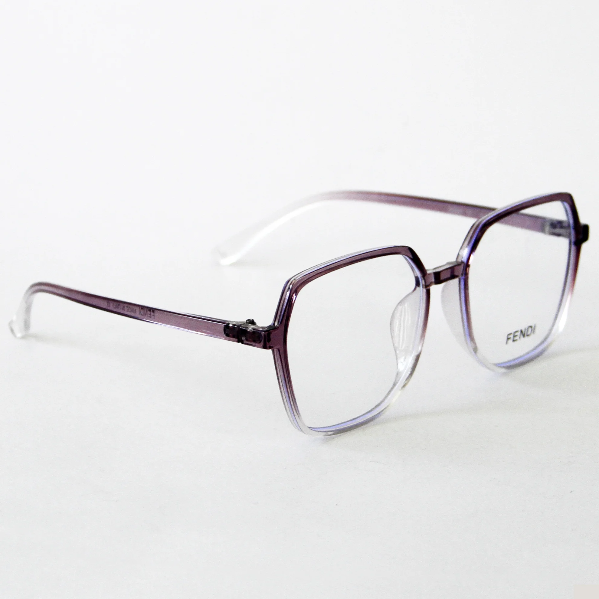 عینک طبی FENDI مدل 20331 — تصویر ۳