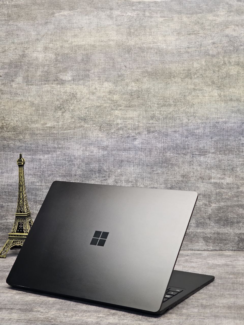 Surface Laptop 5