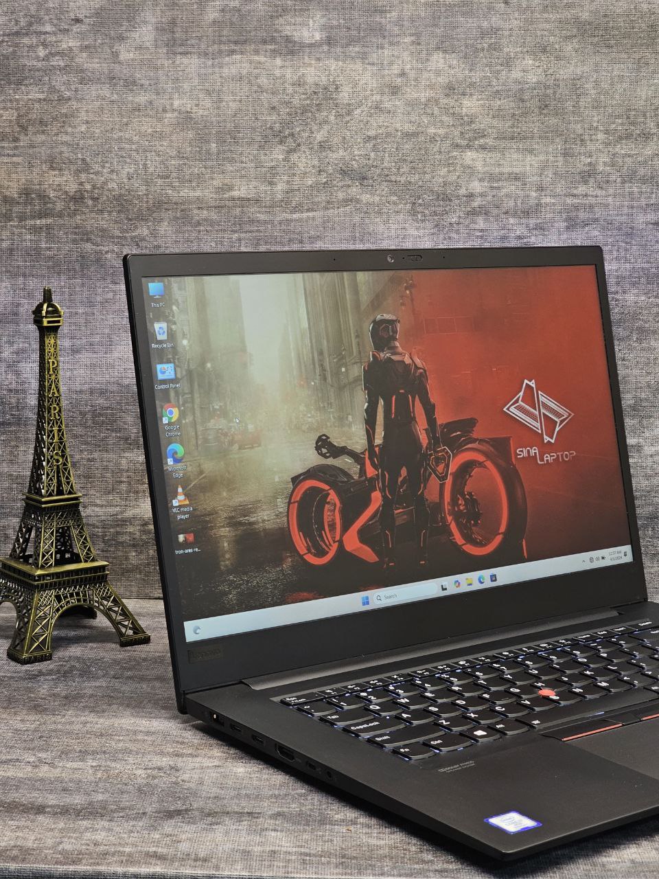 Lenovo ThinkPad P1 i7-9850H | رم 16 | SSD 512 | گرافیک Quadro T1000 — تصویر ۲