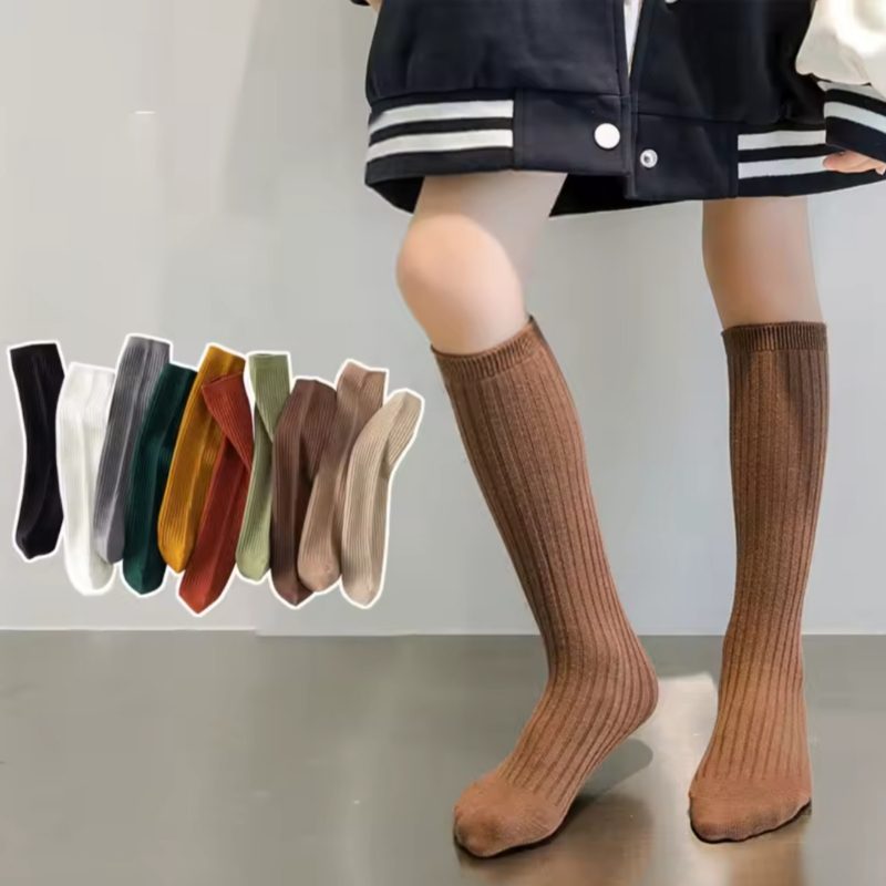 جوراب اسپرت کبریتی بدون پاشنه(3تا8 سال) — تصویر ۲