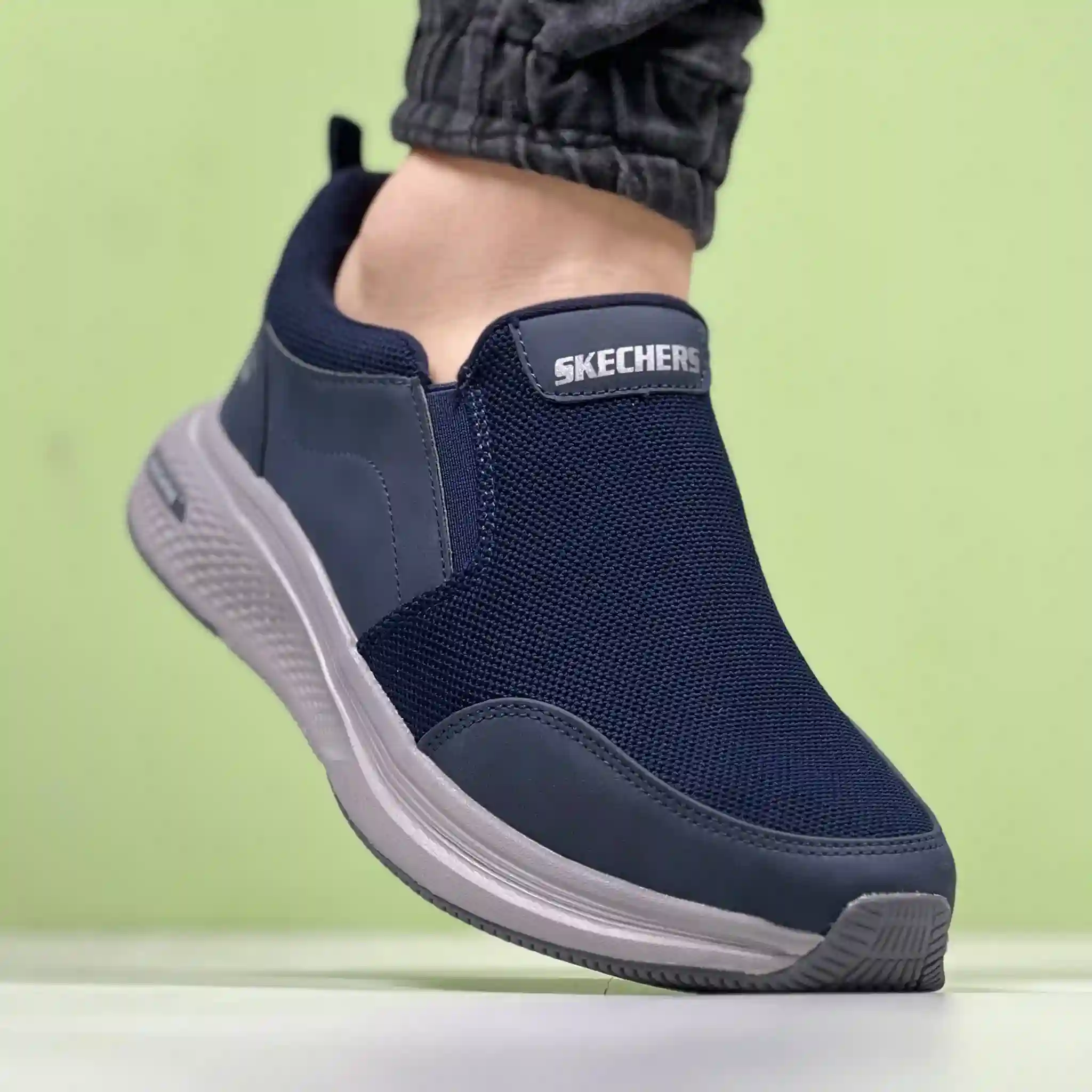 کتونی طبی اسکیچرز skechers مردانه ۲۰۲۶ کد 1446 — تصویر ۷