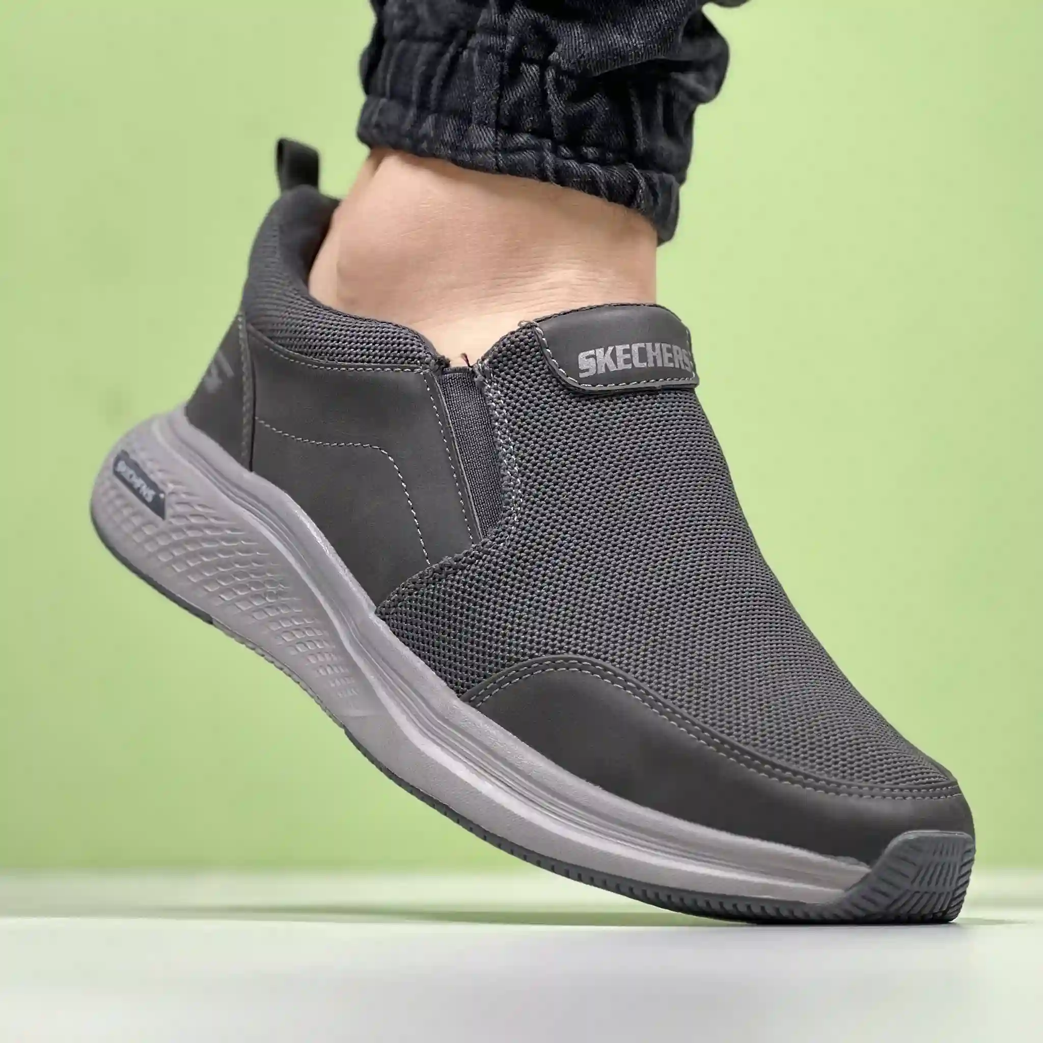 کتونی طبی اسکیچرز skechers مردانه ۲۰۲۶ کد 1446 — تصویر ۶