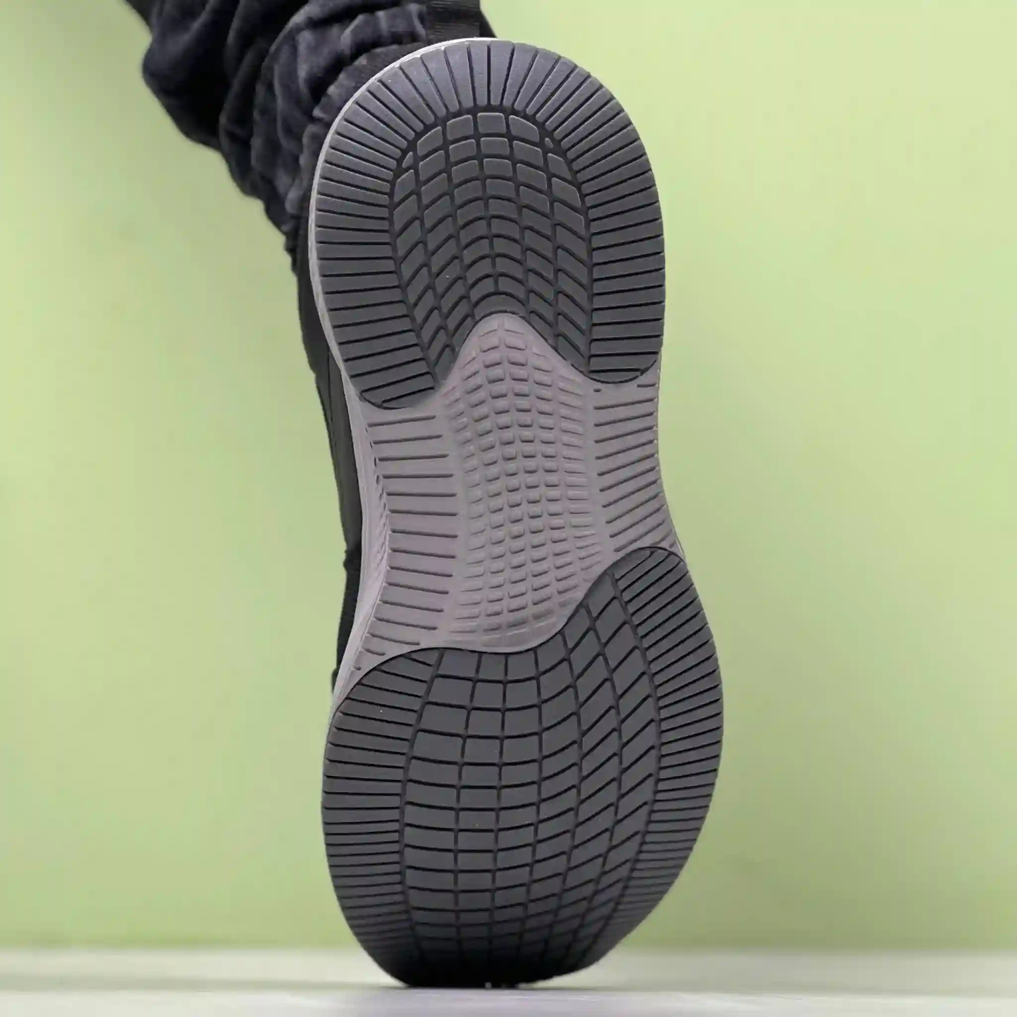 کتونی طبی اسکیچرز skechers مردانه ۲۰۲۶ کد 1446 — تصویر ۸