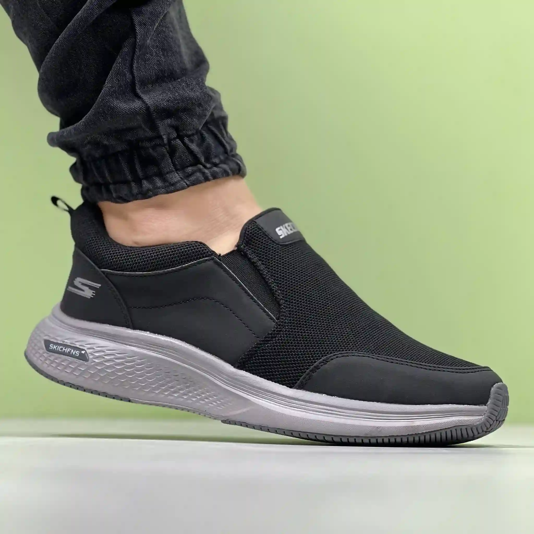 کتونی طبی اسکیچرز skechers مردانه ۲۰۲۶ کد 1446 — تصویر ۲