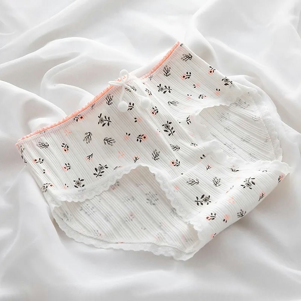 شورت زنانه کبریتی گل ناز کد 02