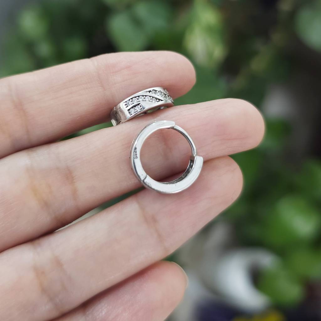 گوشواره نقره حلقه ای کوچک GT 1227 — تصویر ۳