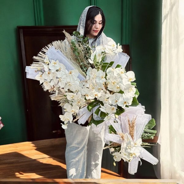 سفارش دسته گل برای پارک انقلاب تهران — تصویر ۲
