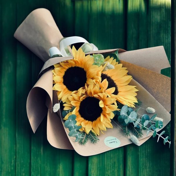 ارسال گل طبیعی برای صندوق جاوید تهران — تصویر ۲