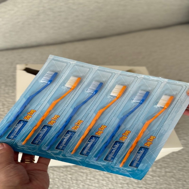 مسواک معمولی اقتصادی l649 — تصویر ۳