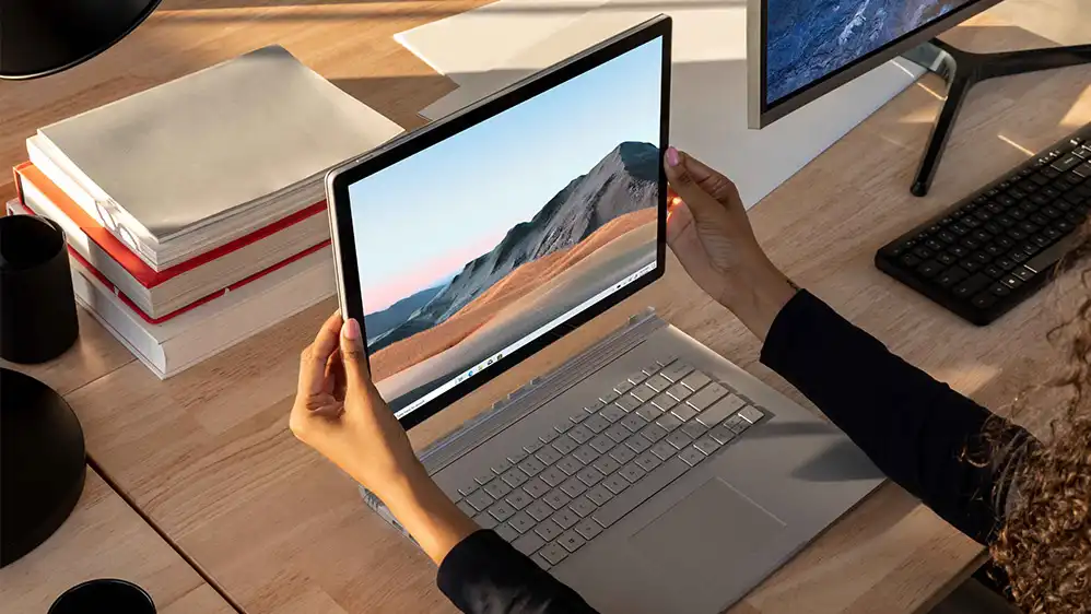 سرفیس بوک 2 15 اینچ لمسی Microsoft Surface Book 2 Intel Core i7 8650u RAM 16GB SSD M.2 NVMe 1TB NVIDIA GeForce GTX 1060 6GB رنگ پ?