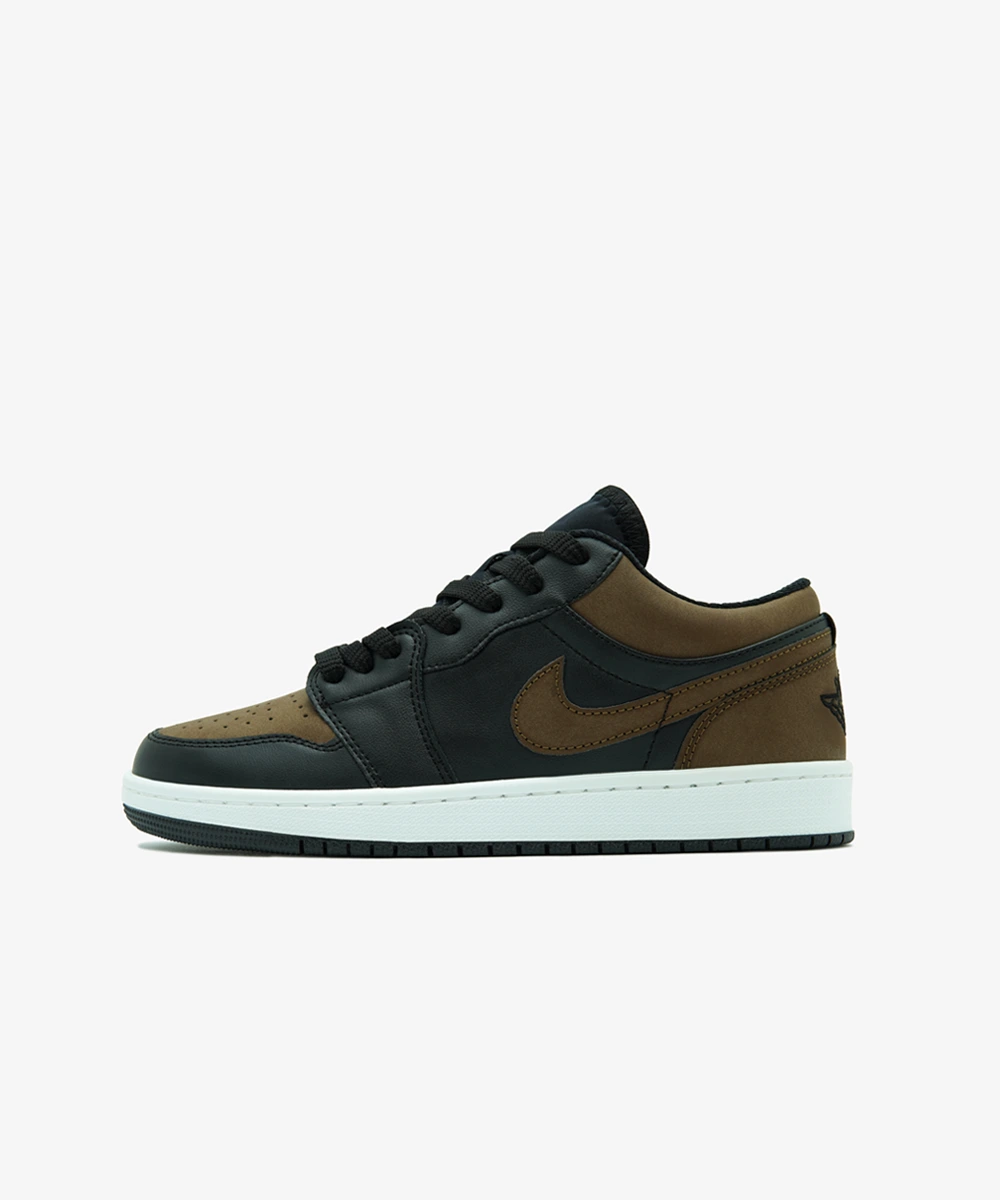 کفش کتونی جردن وان لو Nike Air Jordan 1 Low
