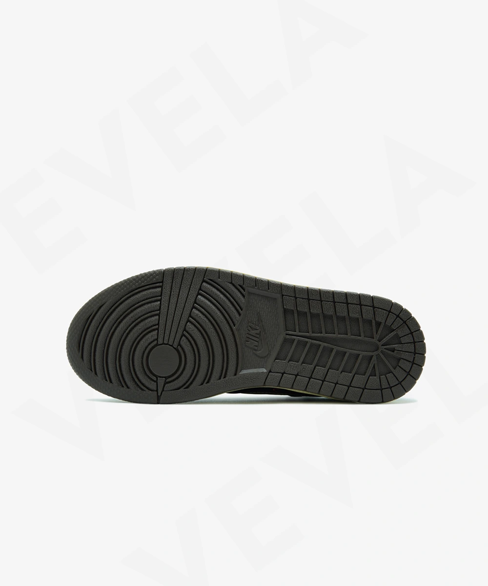 کفش کتونی جردن وان تراویس اسکات Air Jordan 1 Low Travis Scott — تصویر ۵