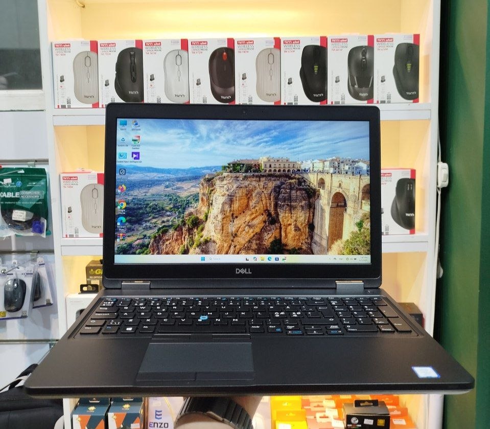 لپ تاپ استوک DELL PERCISION 3530 CORE i7-8850H/16GB/512SSD M.2/QUADRO P600 4GB UP 8GB