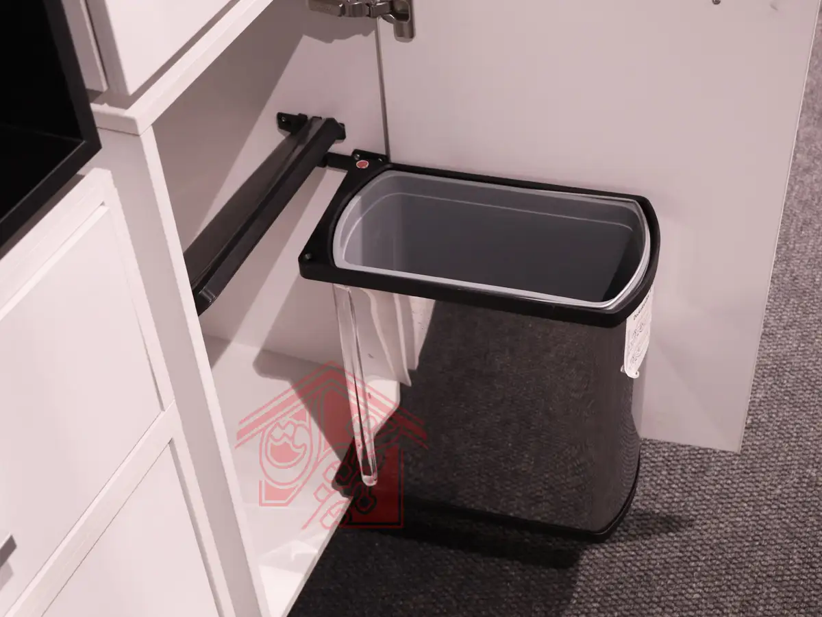 سطل زباله کابینتی درب بازشو توکار هایلو Q145 — تصویر ۶