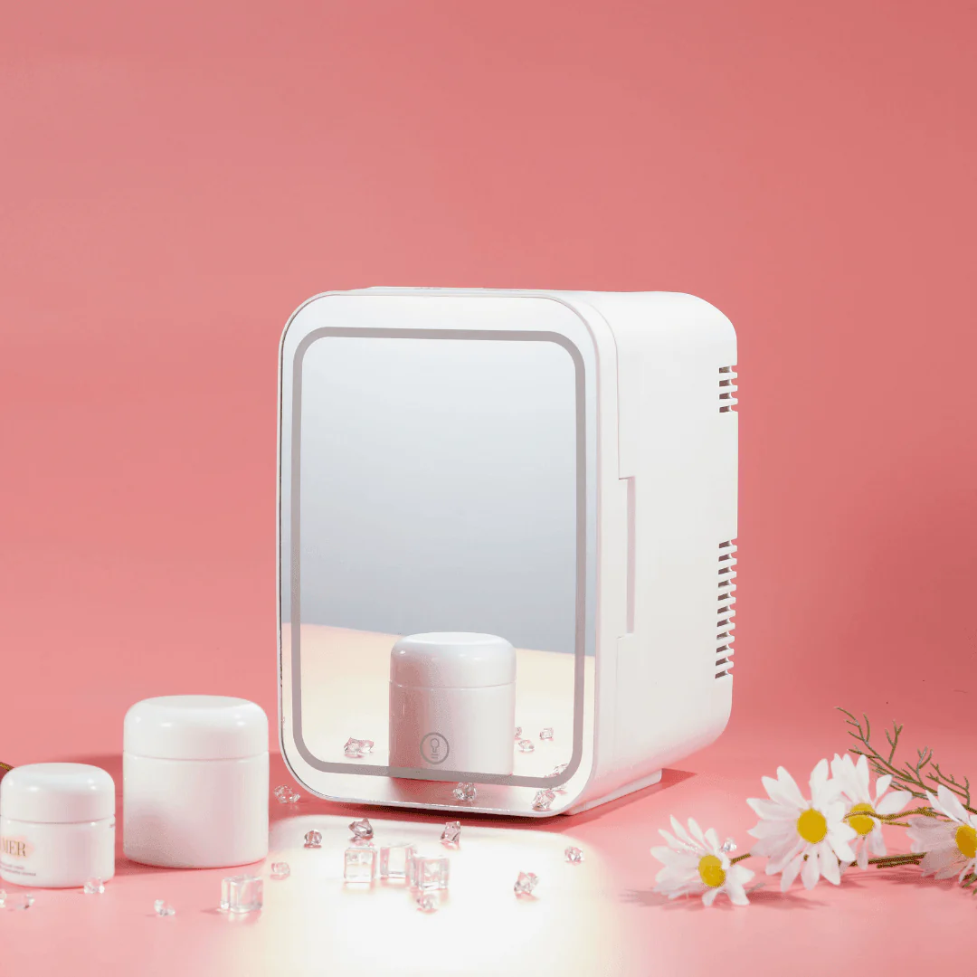 مینی یخچال 4 لیتری BEAUTY MINI FRIDGE