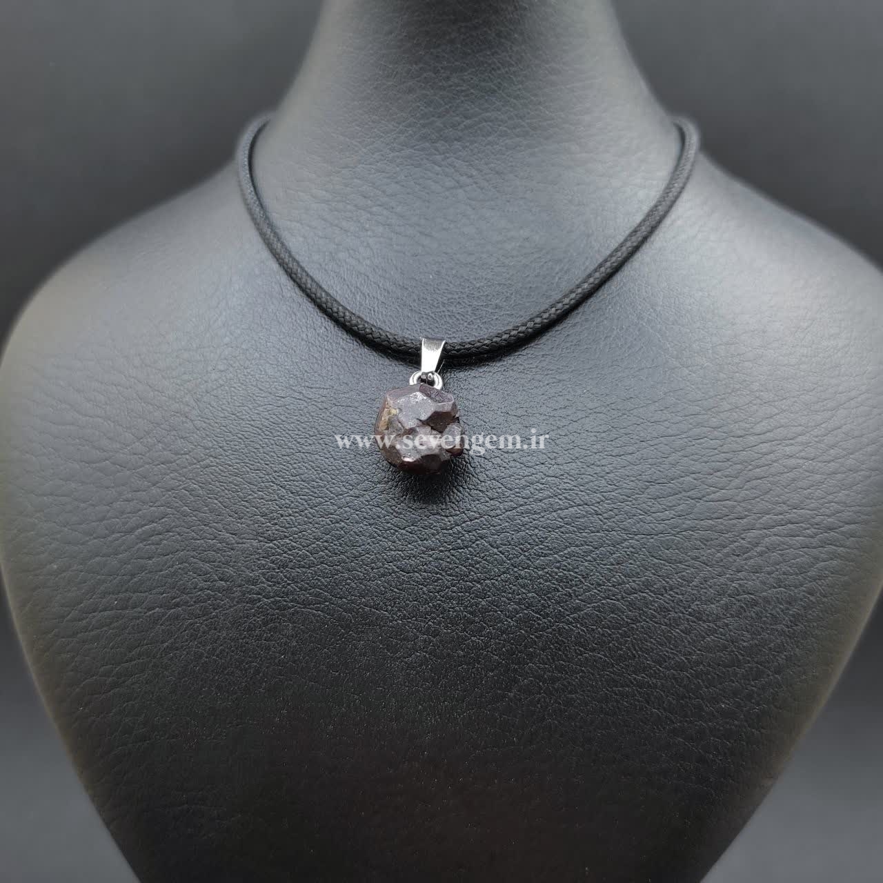 گردنبند تک بلور گارنت سرخ (کدB117) — تصویر ۳