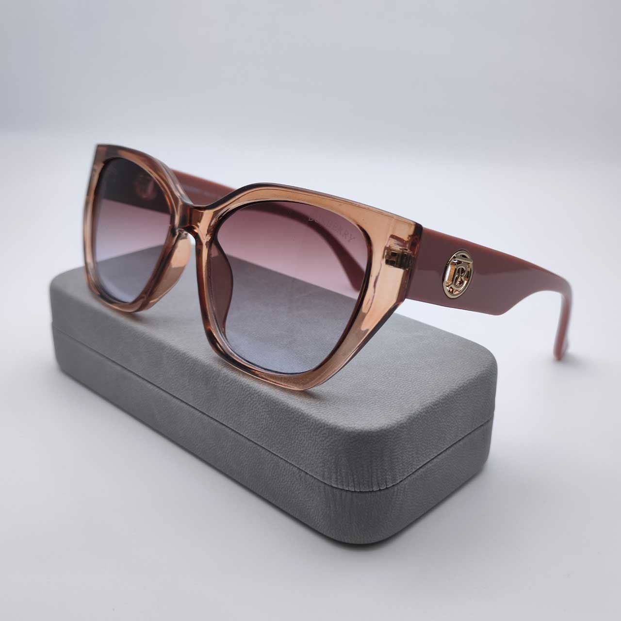 عینک آفتابی زنانه بربری کد Burberry 88009 — تصویر ۸