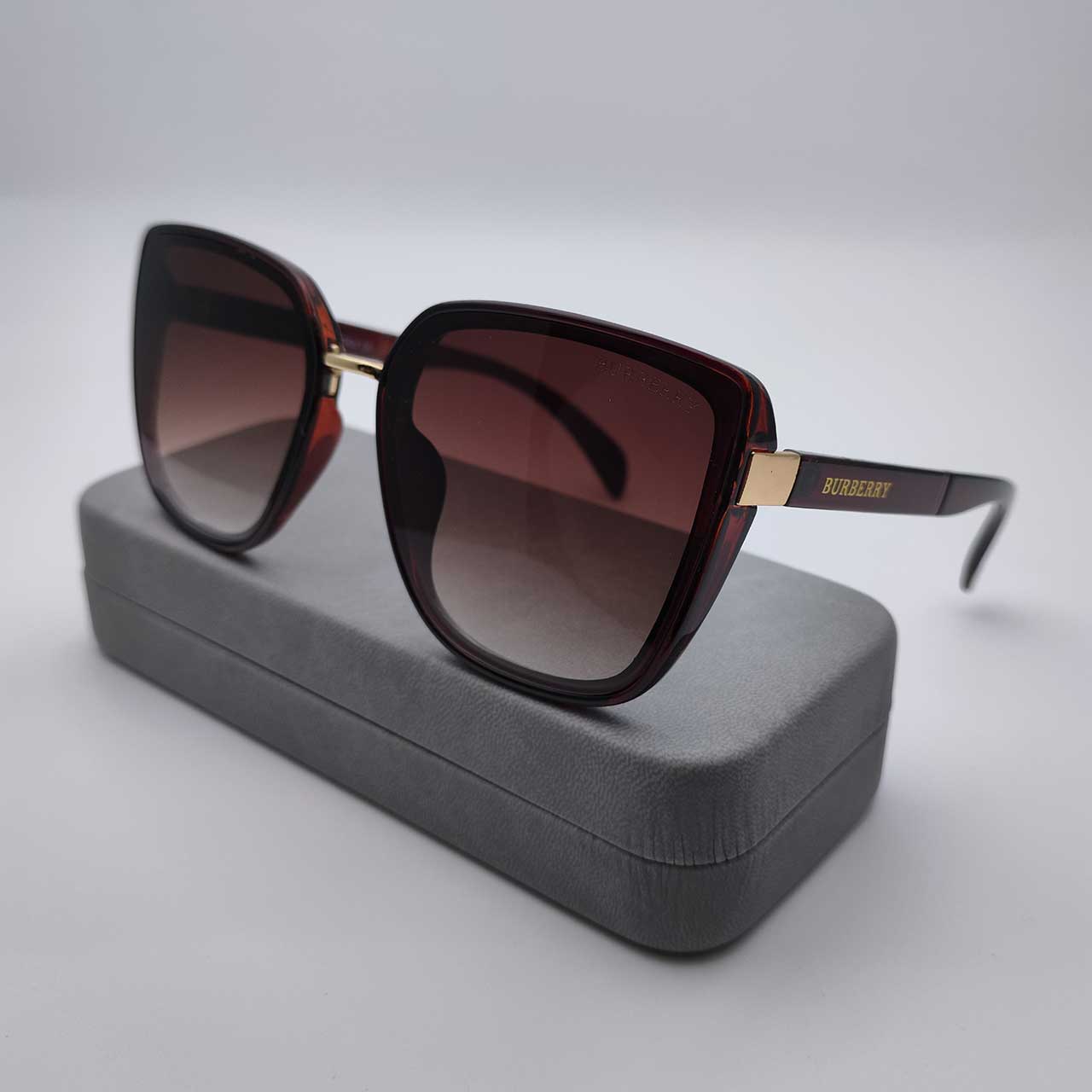 عینک آفتابی زنانه بربری کد Burberry 3204 — تصویر ۷