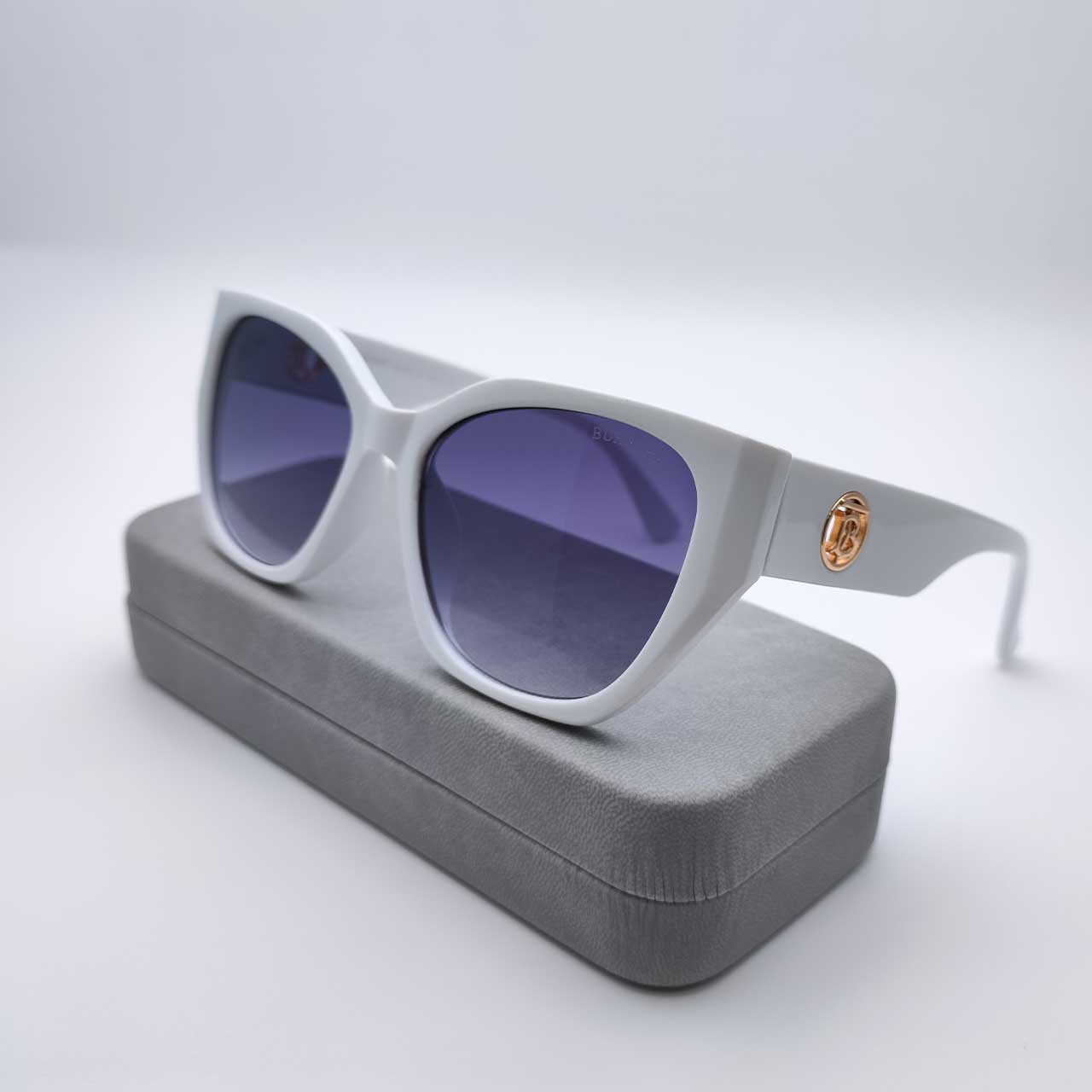 عینک آفتابی زنانه بربری کد Burberry 22028 — تصویر ۶