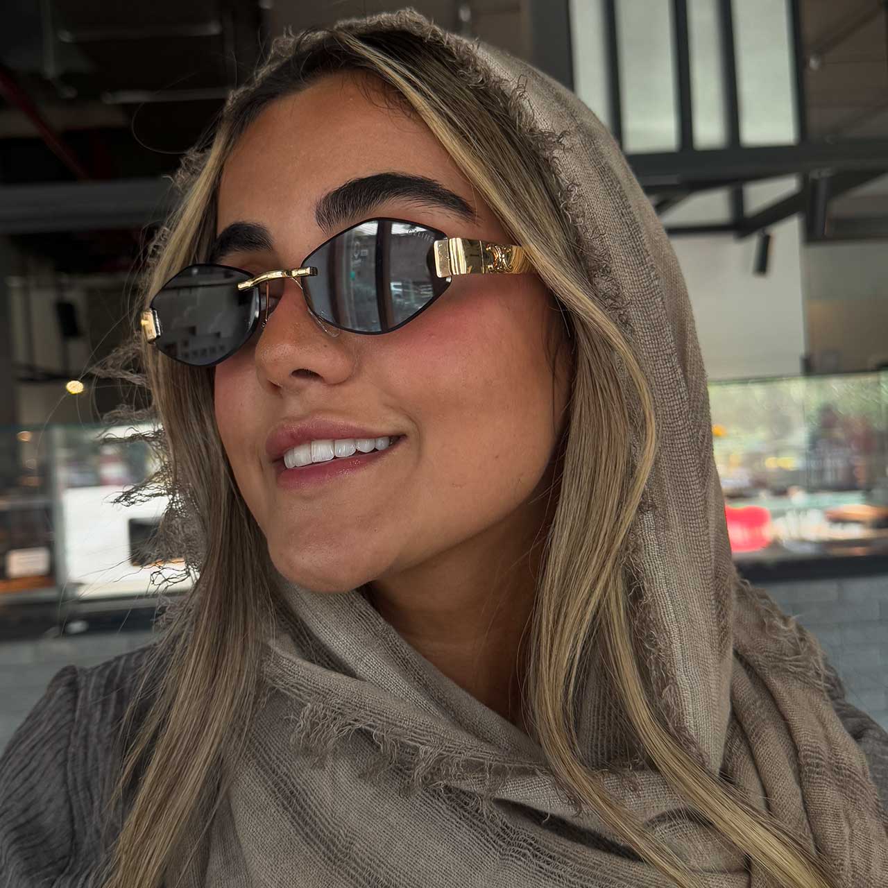 عینک آفتابی سلین کد Celine FL2 — تصویر ۳
