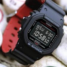 ساعت مچی مردانه کاسیو مدل CASIO DW-5600UHR-1DR — تصویر ۴