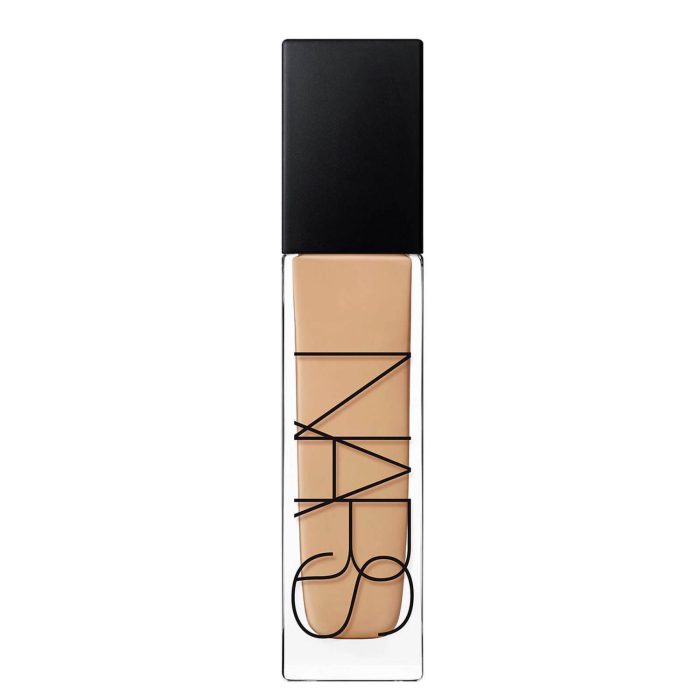 کرم پودر نارس Natural Radiant — تصویر ۵