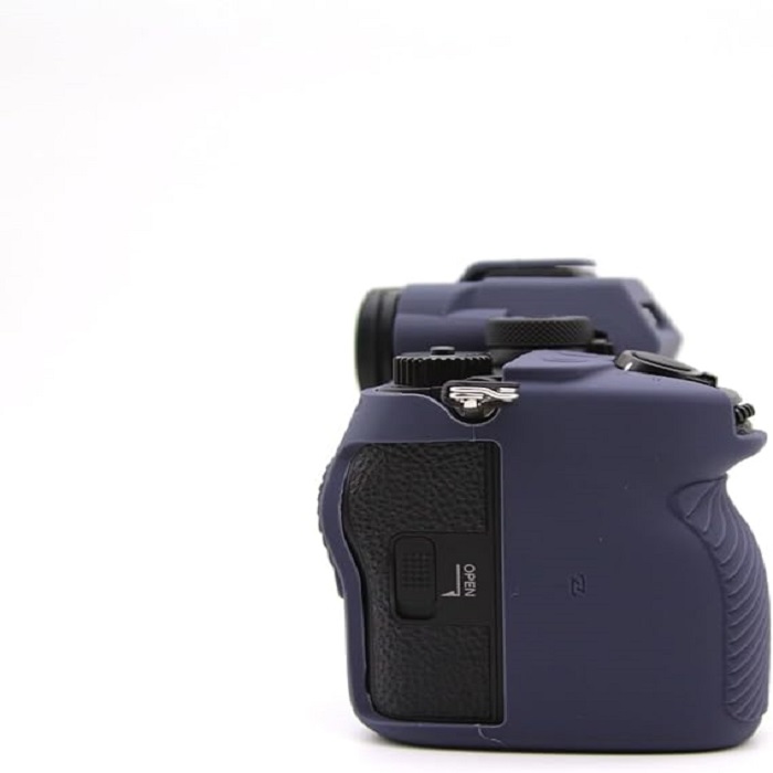 کاور سیلیکونی سرمه ایی A7R V silicone cover (Navy) — تصویر ۴