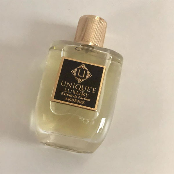 عطر یونیک لاکچری آکدنیز — تصویر ۴