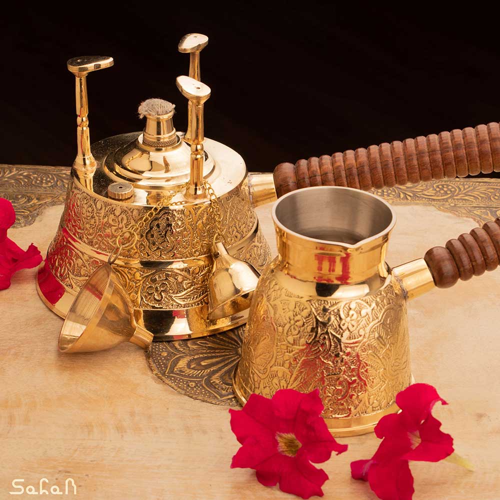 ست قهوه خوری برنجی طلایی کد 399 — تصویر ۳