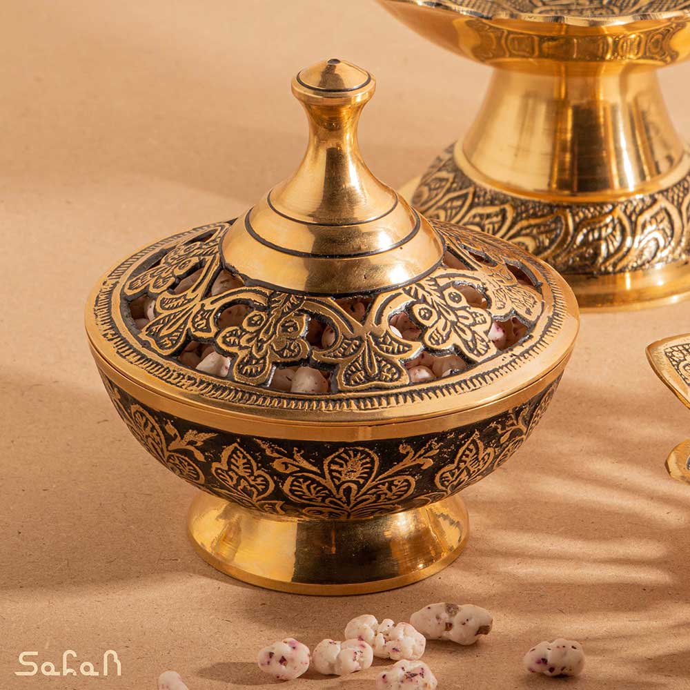 ست پذیرایی برنجی آنتیک کد 372 — تصویر ۵