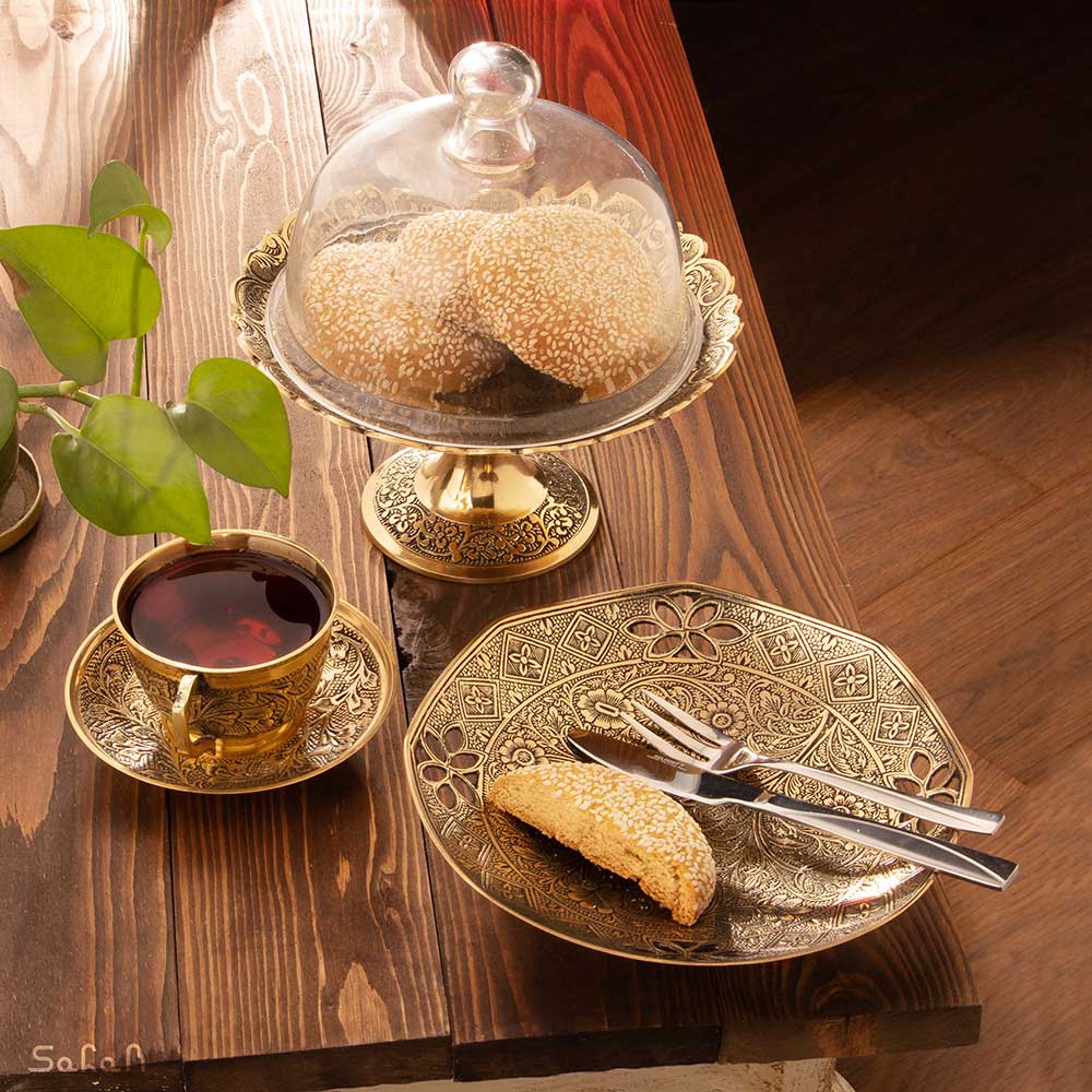 ست پذیرایی برنجی آنتیک کد 341 — تصویر ۲