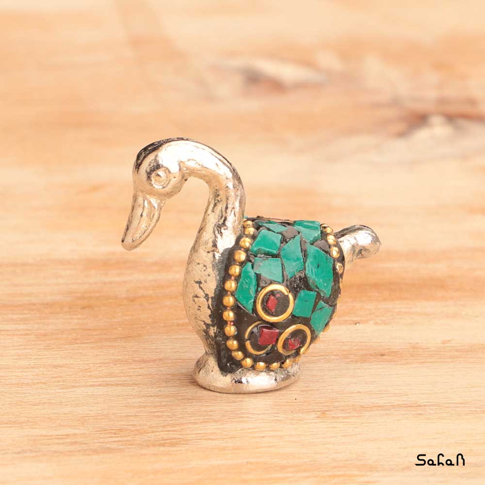 مجسمه هندی قو — تصویر ۲