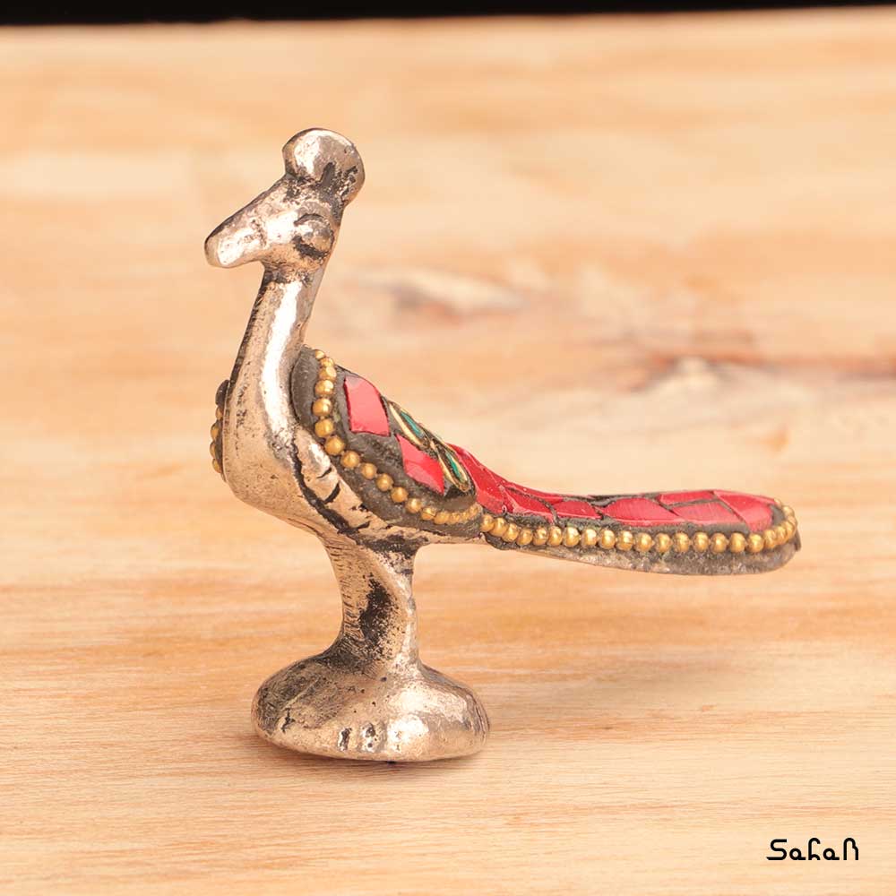مجسمه هندی طاووس — تصویر ۵