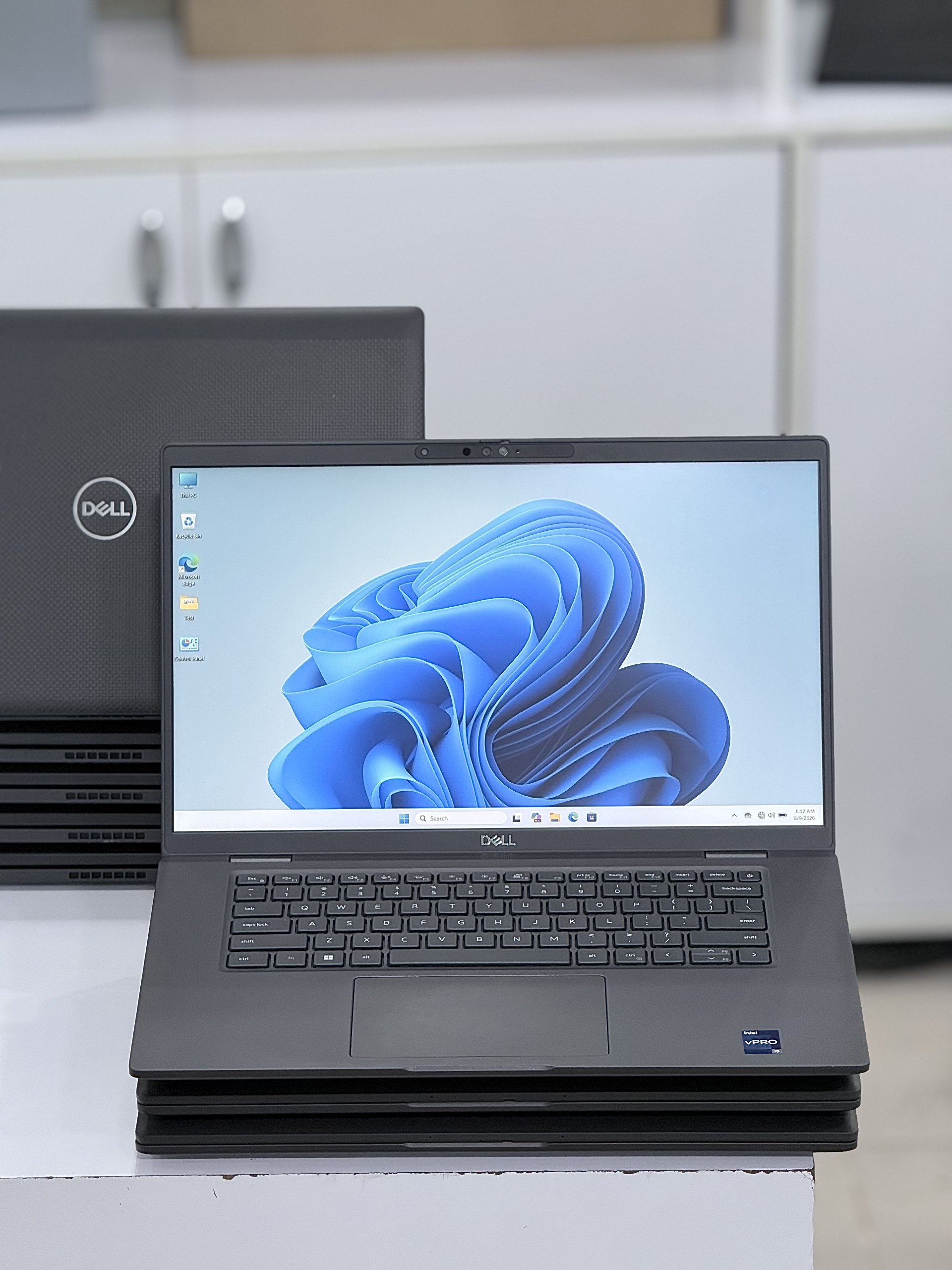 لپ تاپ Dell Latitude 7530 مدل Core i5-1245U رم 16GB حافظه 512GB SSD