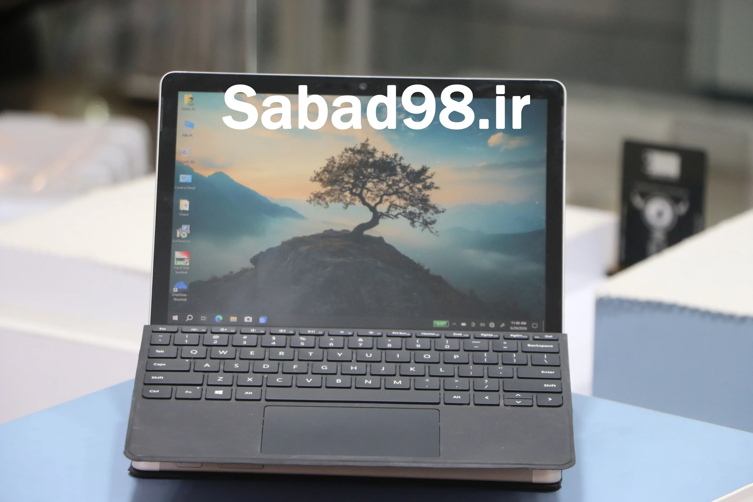 لپ تاپ Surface Go Pentium 4415Y | 8GB | SSD 128GB | Intel UHD | 10.5 inch Touch + Sim