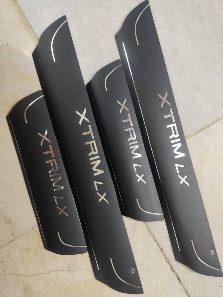 پارکابی طرح چرم XTRIM LX (بسته 4 عددی)