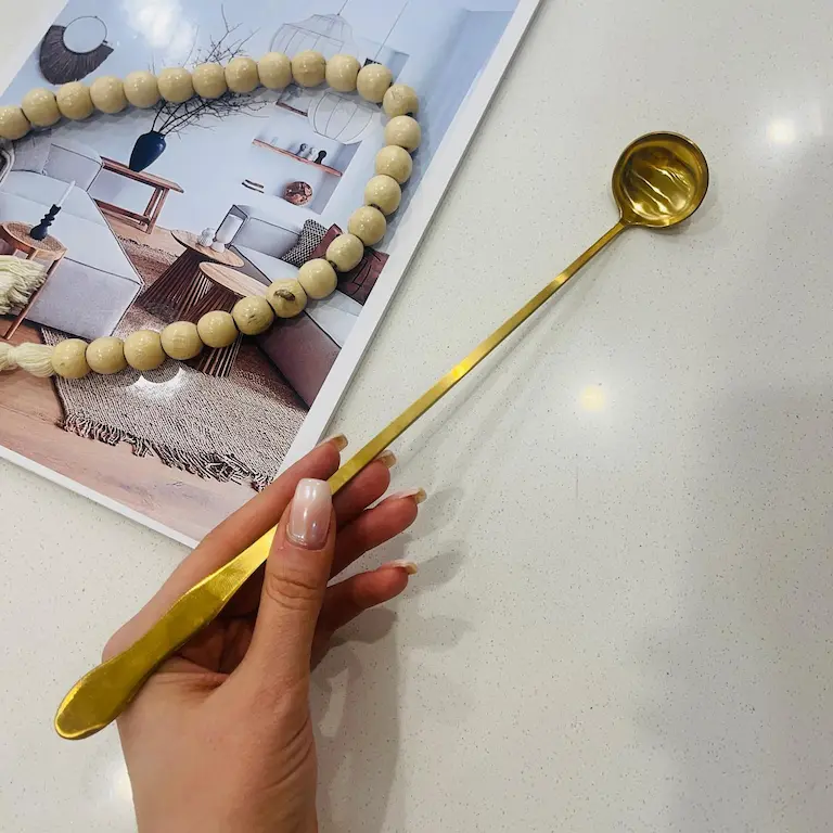 ملاقه بلند پارچ شربت استیل یونیک لایف 35 سانتی‌متری | طلایی و نقره‌ای — تصویر ۸