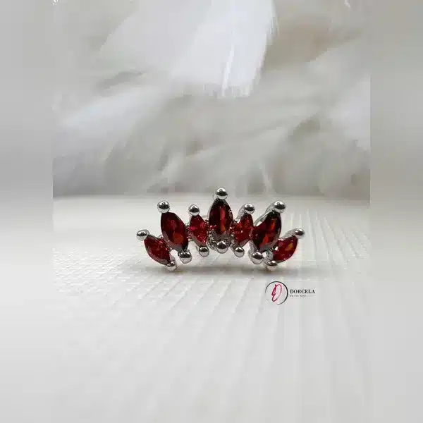 پیرسینگ گوش تاج طرح بیضی