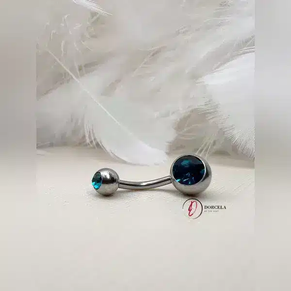 پیرسینگ ناف توپی سبز