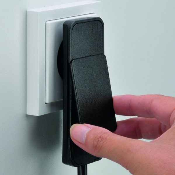پریز و دوشاخه مدل اسمارت پلاگ Smart Plug باخمن