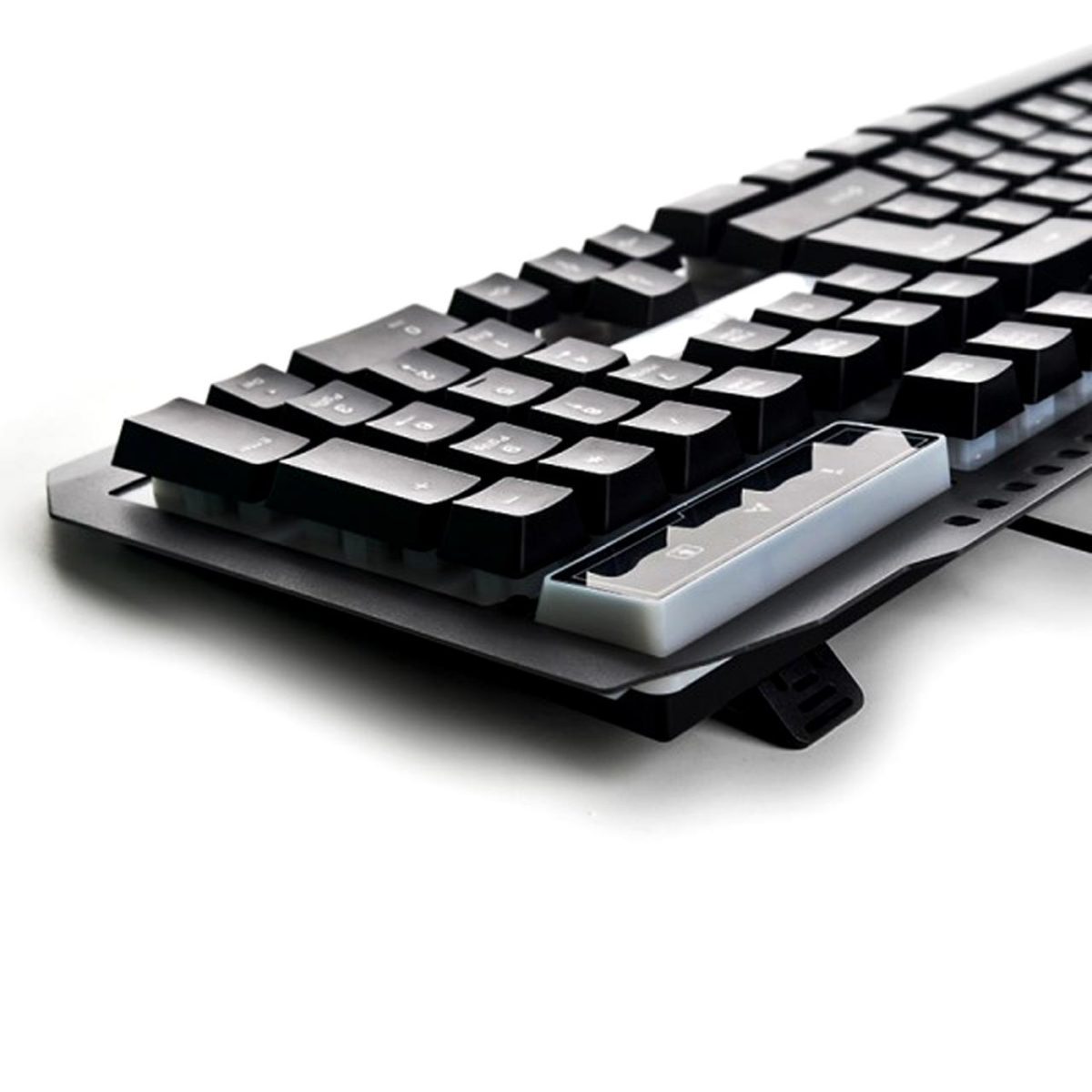 کیبورد گیمینگ باسیم P-net مدل KB-1700 – خاکستری — تصویر ۳