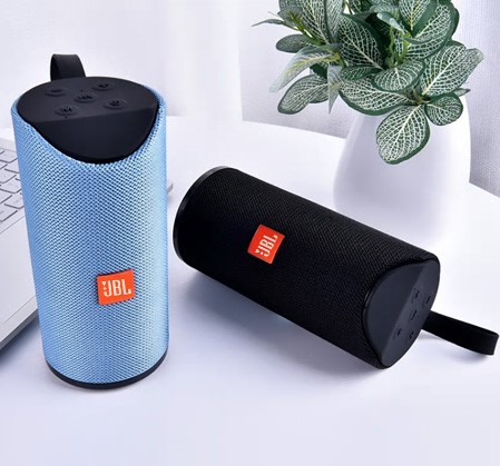 اسپیکر بلوتوثی قابل حمل طرح JBL