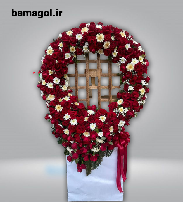 تاج گل تبریک حلقه رز – کد 2055