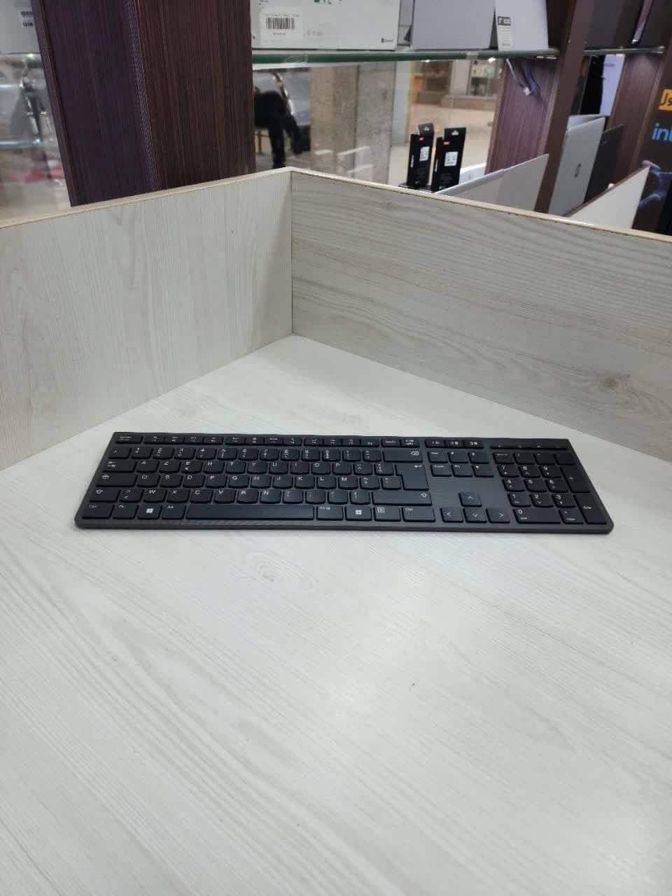 کیبورد اورجینال لنوو وایرلس شارژی KBBTE571 RG95