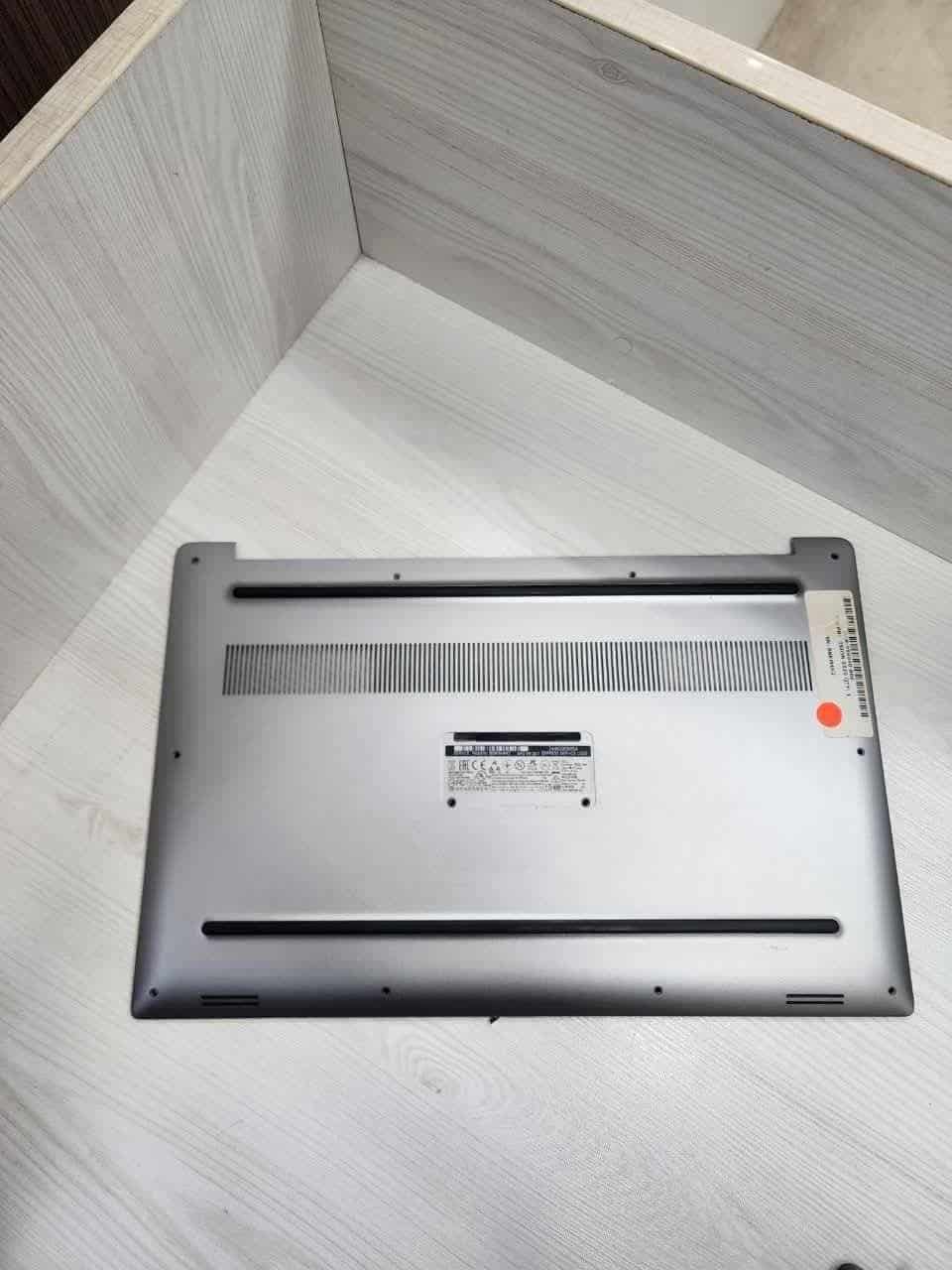 قاب کف لپ تاپ دل Dell Precision 5520
