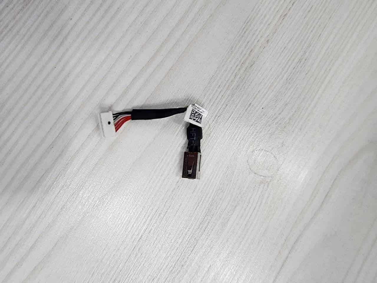 سوکت شارژ اورجینال دل پرسیژن Precision 5510 5520