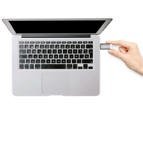 فلش مموری لکسار مدل S60 ظرفیت 16 گیگابایت — تصویر ۳